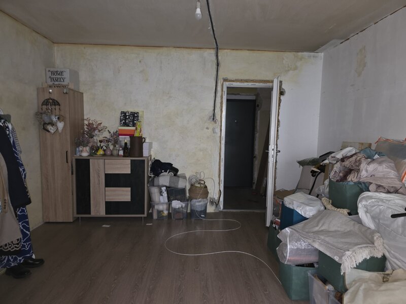 Piata Minis, chiar pe barajul Bicaz, 10 minute metrou Costin Georgian,