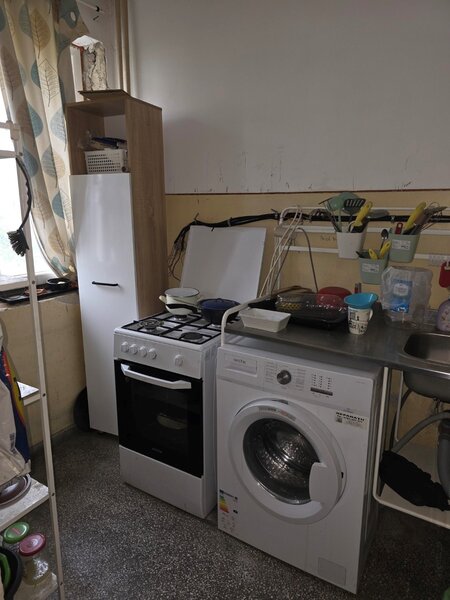 Piata Minis, chiar pe barajul Bicaz, 10 minute metrou Costin Georgian,