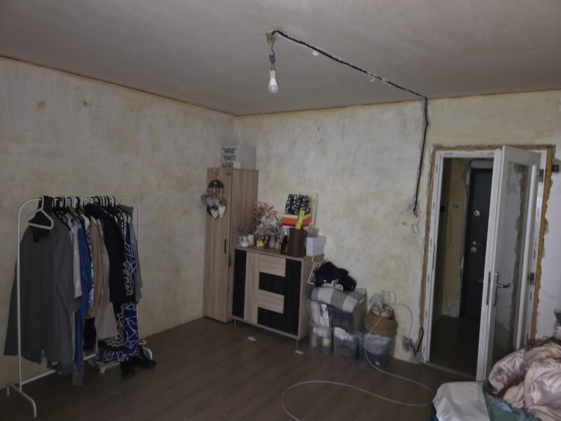 Piata Minis, chiar pe barajul Bicaz, 10 minute metrou Costin Georgian,